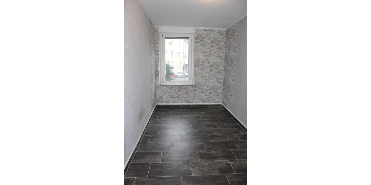 Hochparterre Hagen Hagen-Mitte - 3 Zimmer, 81 m&sup2;, 165.000&euro; | Angebot:27191527