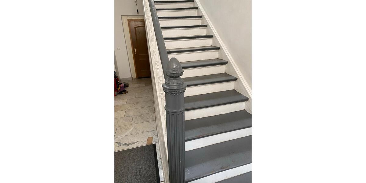 Dachgeschoßwohnung Essen Stadtbezirk II - 2 Zimmer, 70 m&sup2;, 780&euro; | Angebot:25792079