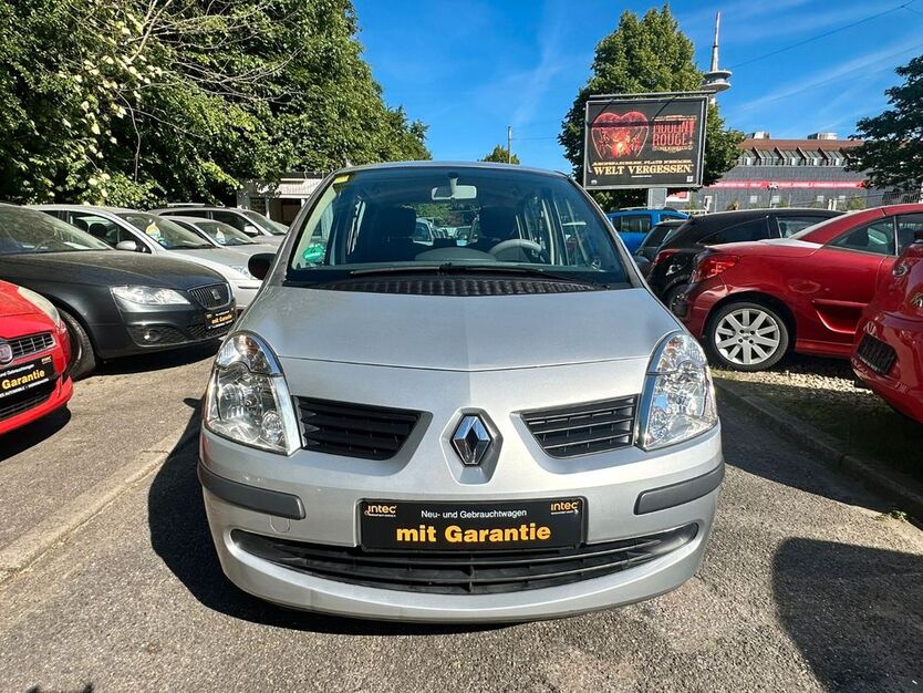 Renault Modus 182.615 km 1.499 € Essen 45145