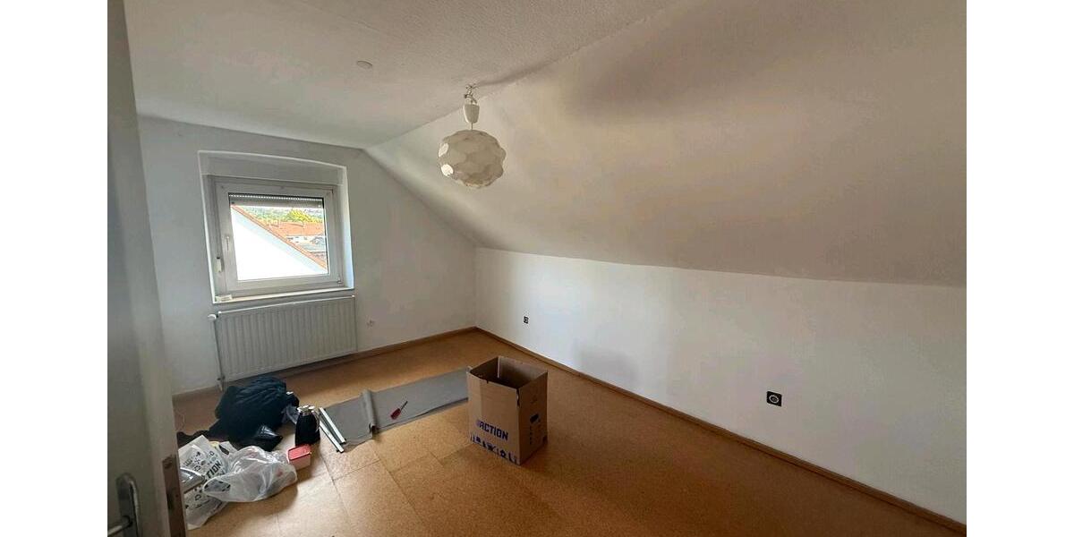 Dachgeschoßwohnung Witten Heven - 3 Zimmer, 70 m&sup2;, 630&euro; | Angebot:26532757