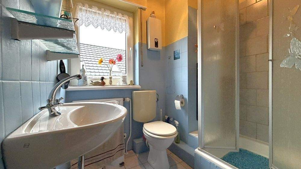 Doppelhaushälfte Oberhausen Eisenheim - 6 Zimmer, 125 m&sup2;, 329.000&euro; | Angebot:24221131