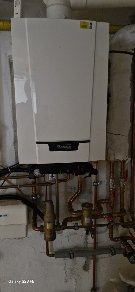 Doppelhaushälfte mit Garagenhof und kleinem Garten in Remscheid-Lennep zimmer