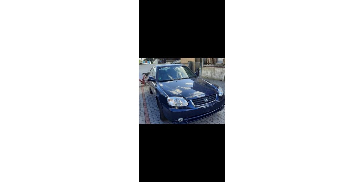 Hyundai Accent 122.223 km 1.750 &euro; Recklinghausen 45663