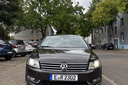 VW Passat 231.976 km 8.400 € Essen 45329