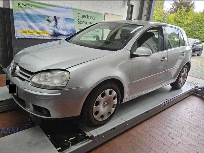 VW Golf 184.200 km 5.500 € Recklinghausen 45663