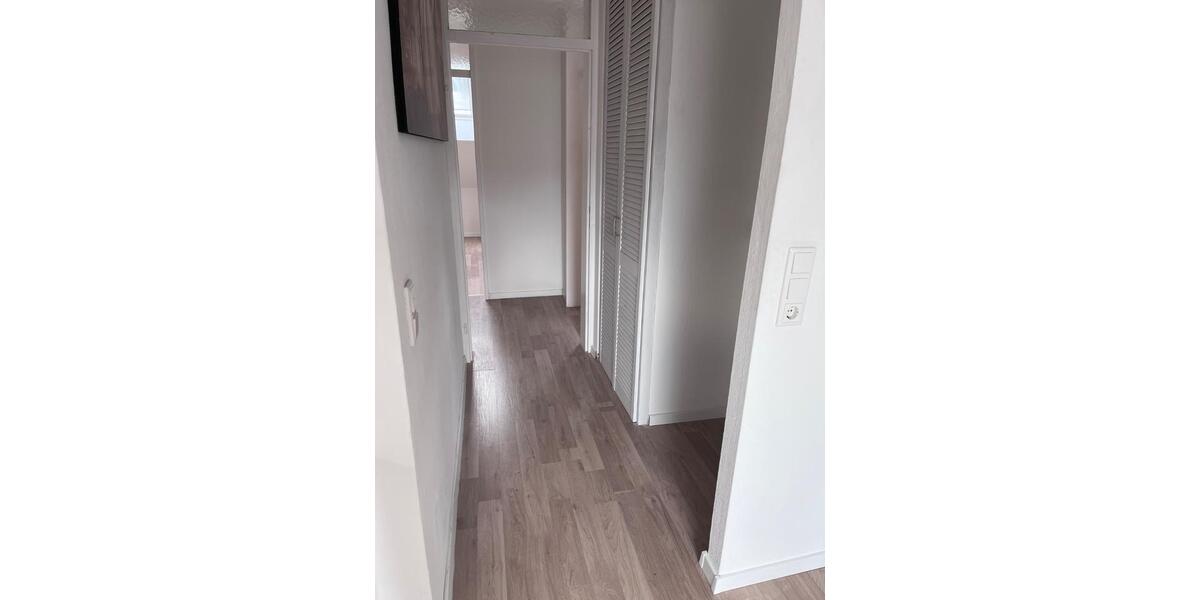 Dachgeschoßwohnung Wuppertal Barmen - 2.5 Zimmer, 63 m&sup2;, 123.900&euro; | Angebot:27119579
