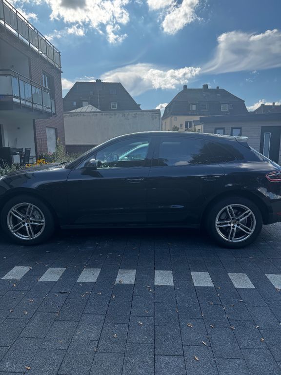 Porsche Macan 210.000 km 27.999 € Lünen 44534
