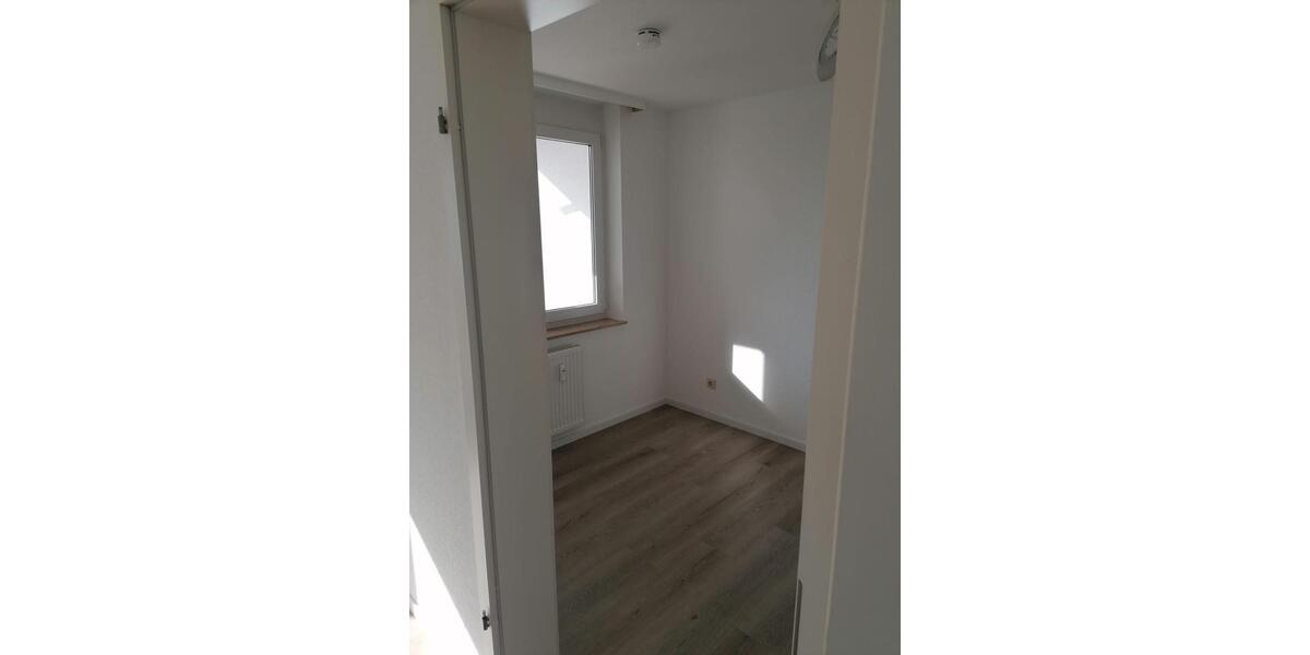 Etagenwohnung Wuppertal Gemarkung Langerfeld - 2 Zimmer, 46 m&sup2;, 400&euro; | Angebot:25792061