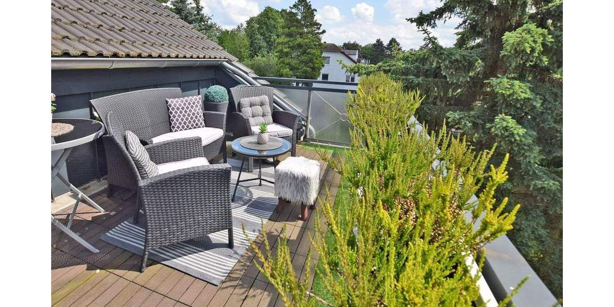 Lichtdurchflutete Dachgeschosswohnung mit Sonnenterrasse! 4 zimmer