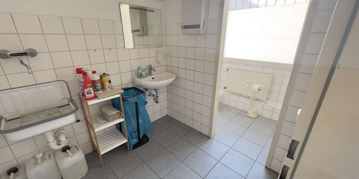 Top-Gewerbefläche in Marl-Hüls – 655 m² Verkaufs-, Büro- & Lagerfläche mit Parkplätzen zimmer