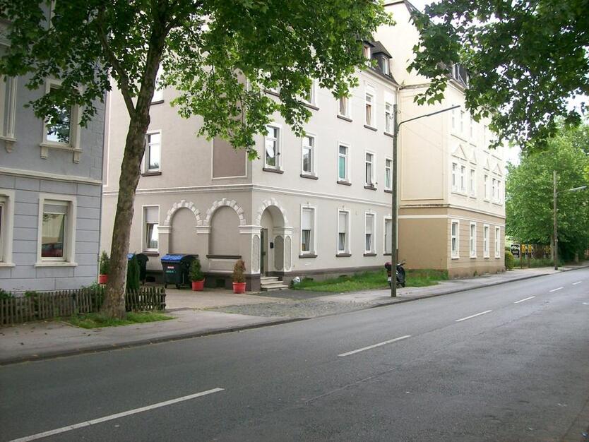 Gemütliche 2-Zimmer-Erdgeschoss-Wohnung mit Balkon zu vermieten! zimmer