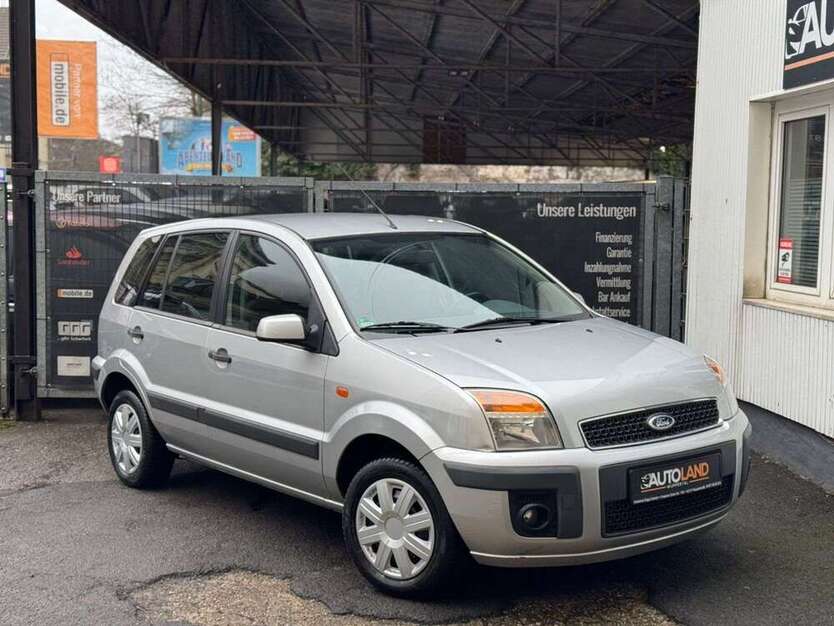 Ford Fusion 215.977 km 2.499 € Wuppertal 42117