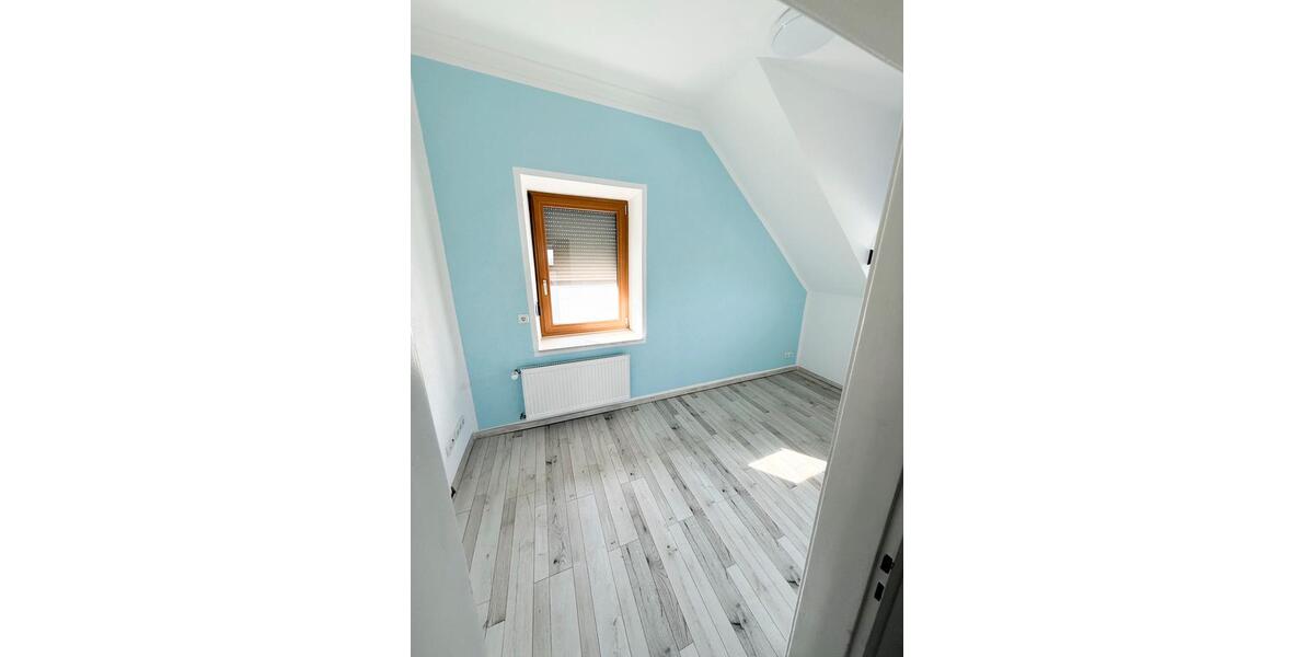 Dachgeschoßwohnung Recklinghausen König Ludwig - 3 Zimmer, 90 m&sup2;, 750&euro; | Angebot:25782639