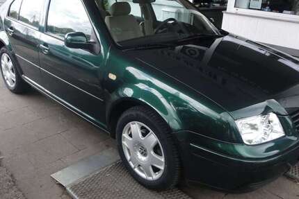VW Bora 99.000 km 3.990 € Bochum 44879