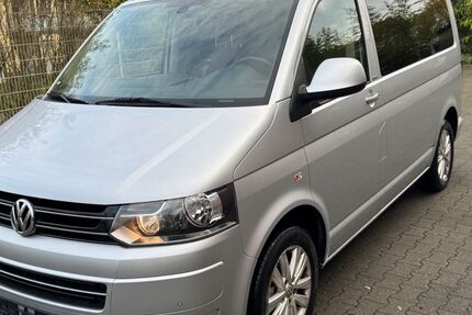VW T5 Transporter 150.000 km 19.999 &euro; Herne ( Nordrhein-Westfalen ) 44628