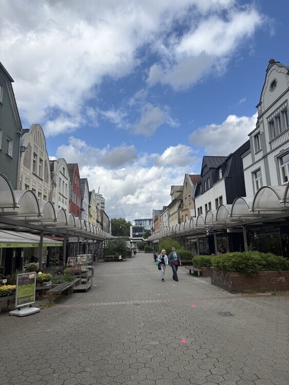 Frisch Saniertes Wohn u. Geschäftshaus mit 8 WE+ Gewerbeeinheit in der Innenstadt von Marl-Hüls! zimmer
