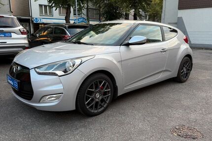 Hyundai Veloster 124.000 km 7.399 &euro; Marl 45770