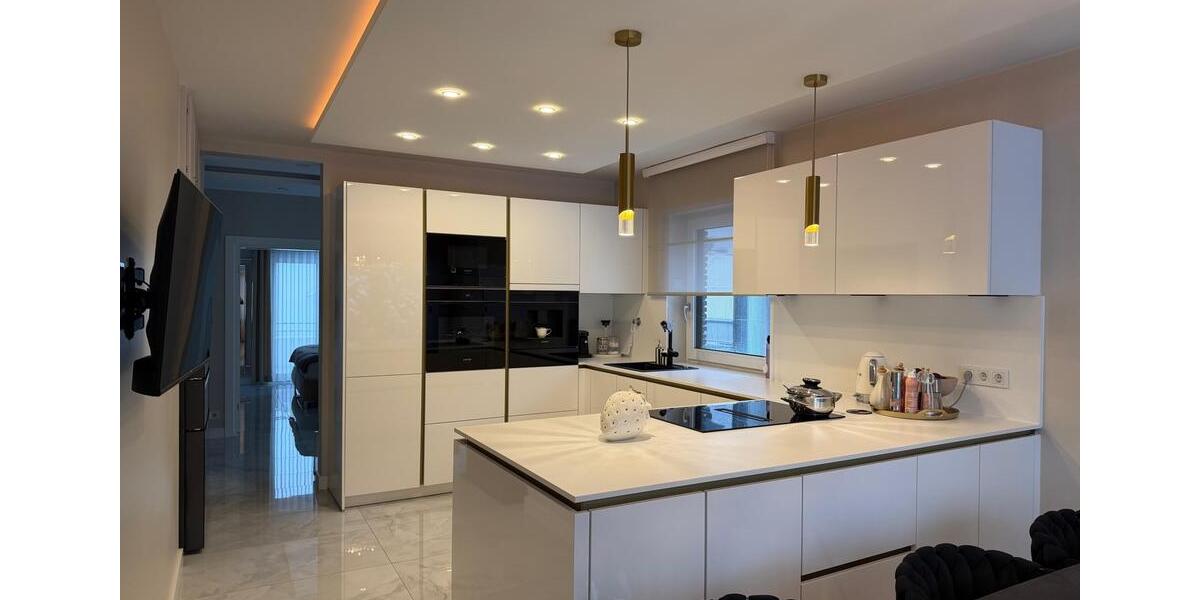 Exklusive und schicke Eigentumswohnung von privatErbpacht 4.5 zimmer