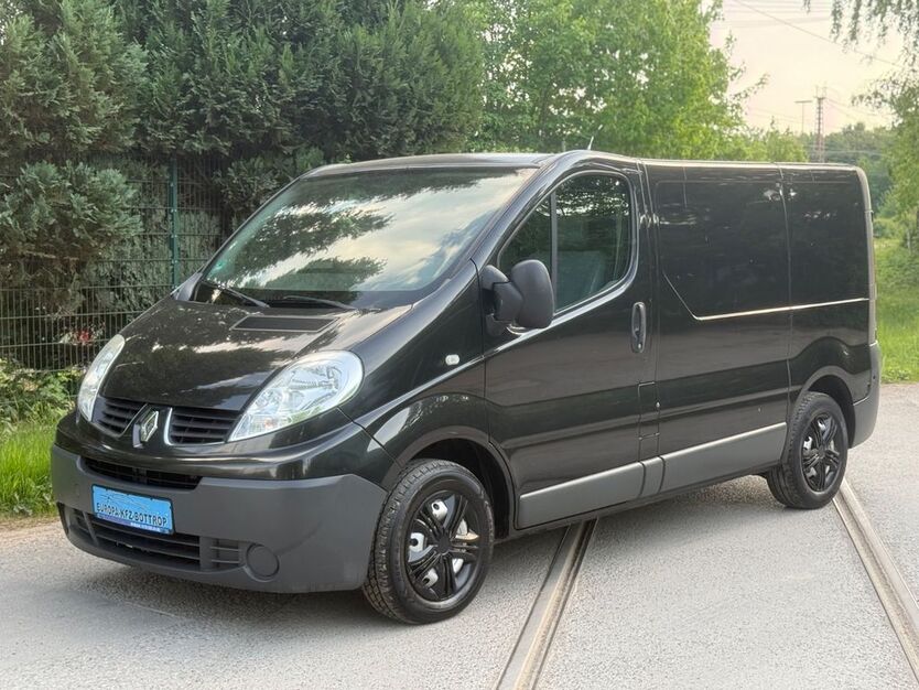 Renault Trafic 240.000 km 5.499 € Bottrop 46238