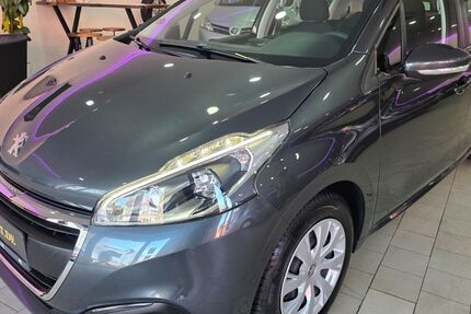 Peugeot 208 30.850 km 8.600 &euro; Recklinghausen 45661