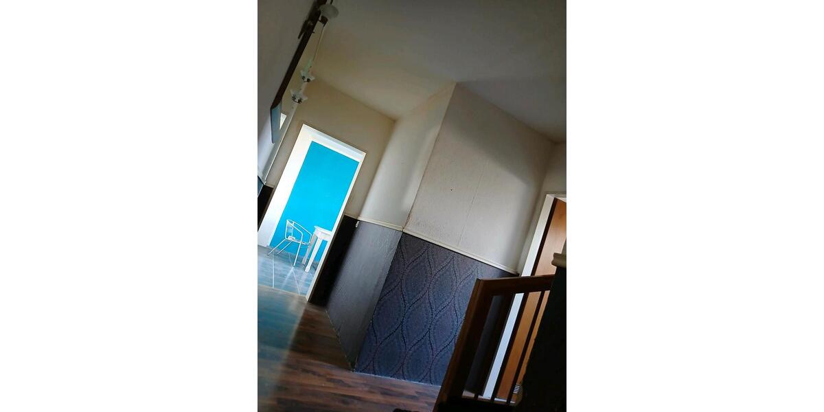 Dachgeschoßwohnung Gelsenkirchen Gelsenkirchen-West - 2 Zimmer, 120 m&sup2;, 810&euro; | Angebot:25782609