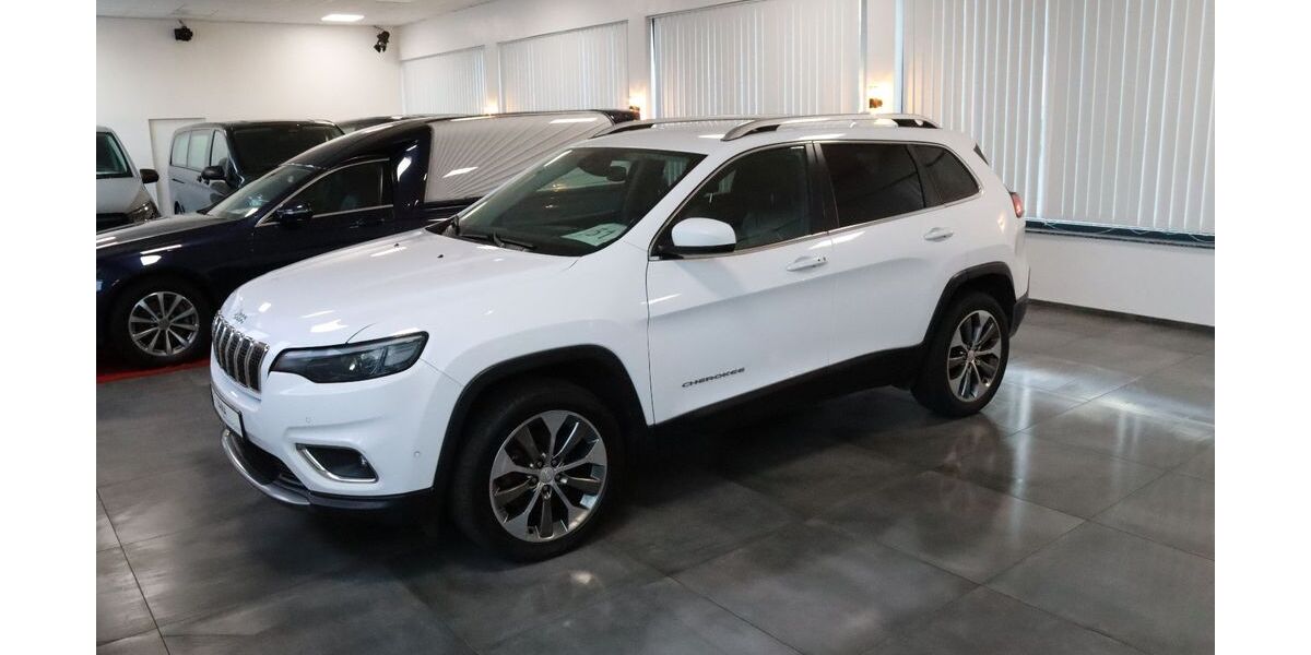 Jeep Cherokee 138.008 km 15.950 &euro; Essen 45329