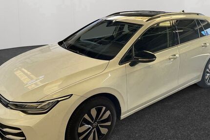 VW Golf 22.488 km 28.990 € Castrop-Rauxel 44575