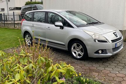 Peugeot 5008 200.000 km 4.300 &euro; Bochum 44892