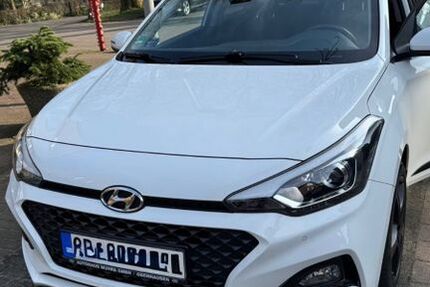Hyundai i20 55.000 km 11.999 &euro; Oberhausen 46119