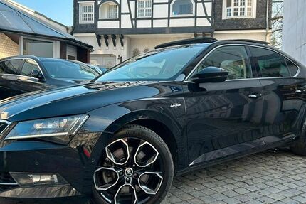 Skoda Superb 263.445 km 14.900 &euro; Wuppertal 42117