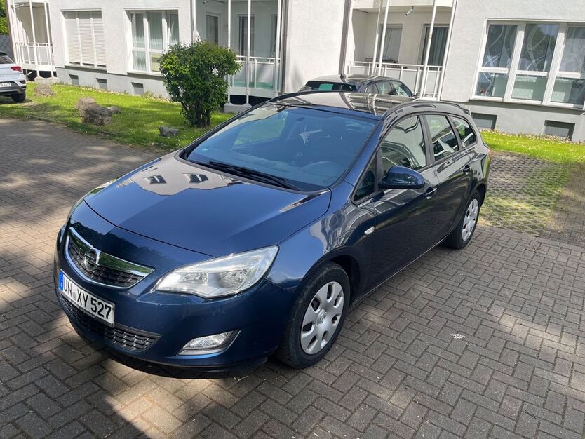Opel Astra 215.000 km 1.999 € Unna 59425