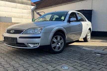 Ford Mondeo 129.345 km 2.500 &euro; Bochum 44878