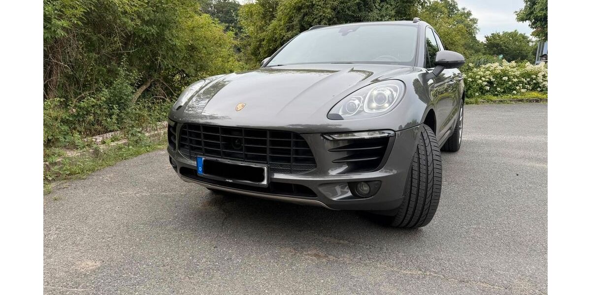 Porsche Macan 211.391 km 28.000 &euro; Hattingen 45527