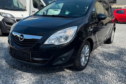 Opel Meriva 231.000 km 2.800 € Recklinghausen 45665