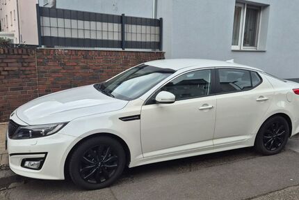 Kia Optima 88.000 km 9.500 &euro; Oberhausen 46047