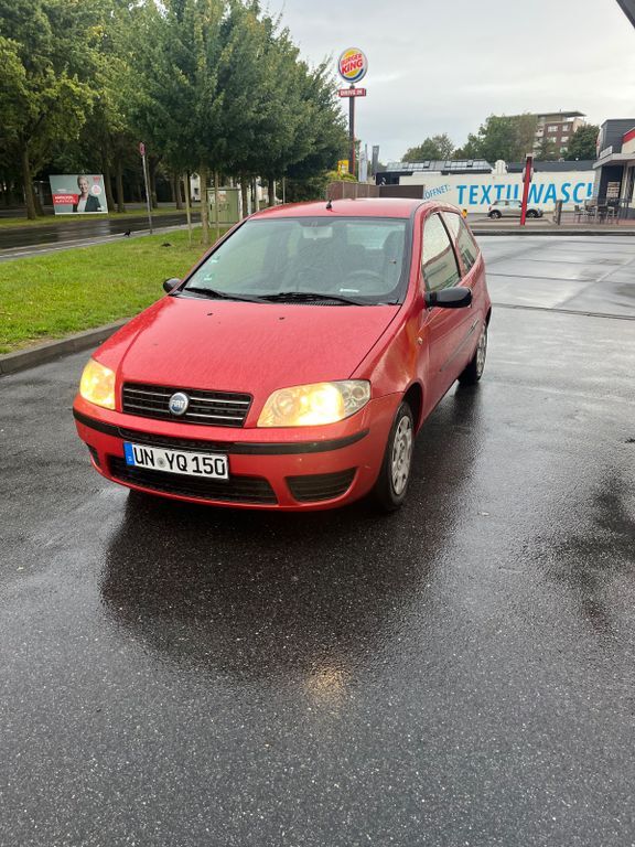 Fiat Punto 212.000 km 700 € Gelsenkirchen 45894