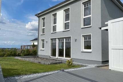Wohnung Holzwickede - 5 Zimmer, 134 m&sup2;, 2.200&euro; | Angebot:27571372