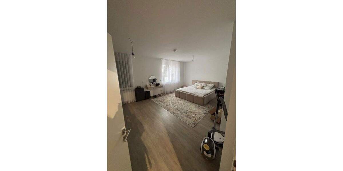 Etagenwohnung Gladbeck Mitte - 2 Zimmer, 86 m&sup2;, 640&euro; | Angebot:25780272