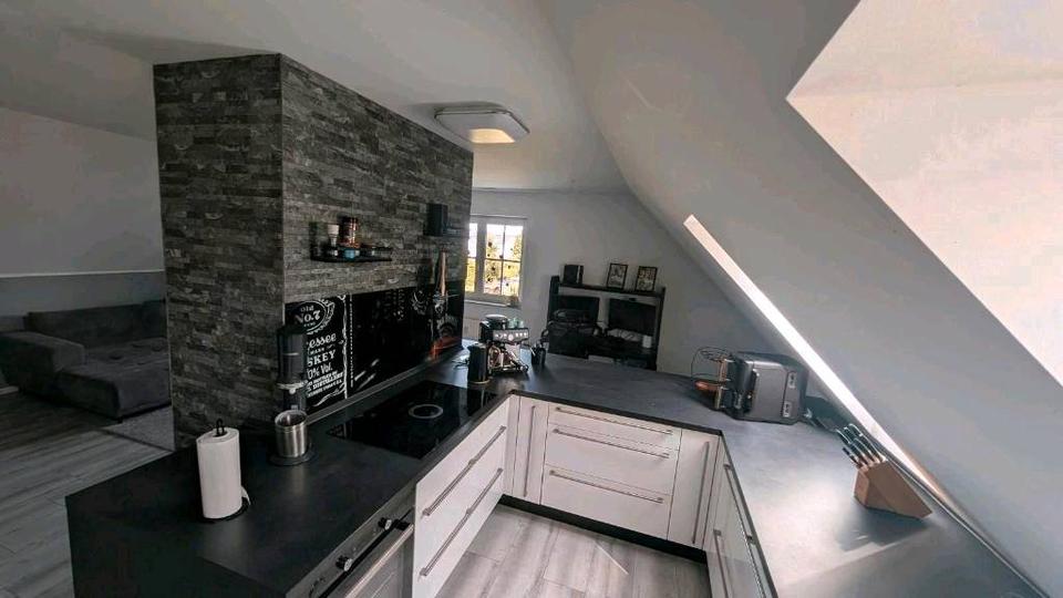 Dachgeschoßwohnung Dortmund Brackel - 3.5 Zimmer, 95 m&sup2;, 1.300&euro; | Angebot:26432429