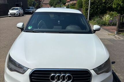 Audi A1 166.000 km 7.000 &euro; Oberhausen 46149
