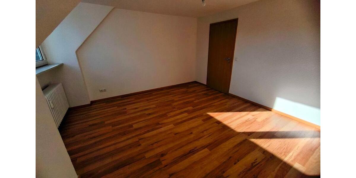 Moderne, helle, ruhige 2-ZKB-Whg. mit EBK in Essen Südviertel 2 zimmer