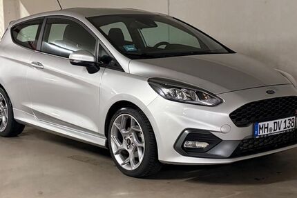 Ford Fiesta 34.032 km 16.400 &euro; Mülheim 45478