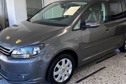 VW Touran 179.000 km 5.690 &euro; Recklinghausen 45657