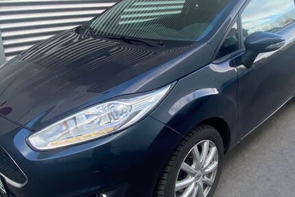 Ford Fiesta 115.000 km 5.300 &euro; Schwelm 53385
