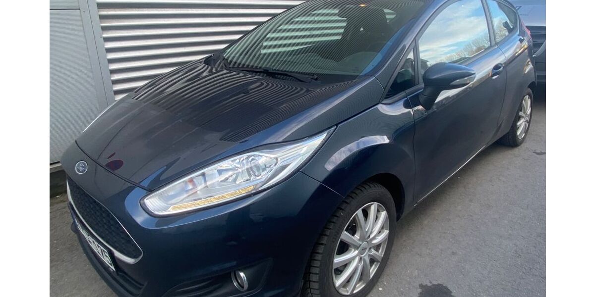 Ford Fiesta 115.000 km 5.300 &euro; Schwelm 53385