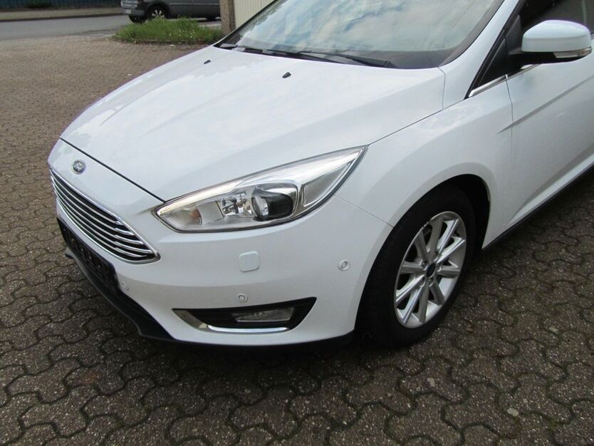 Ford Focus 123.000 km 7.500 € Herne 44625
