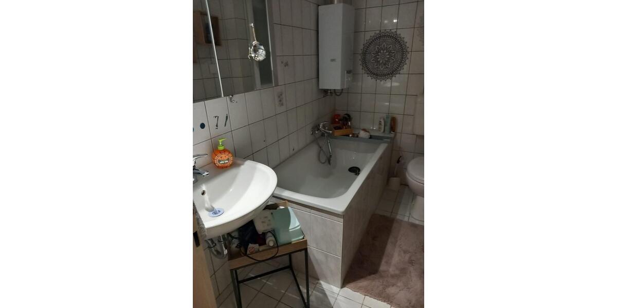 Etagenwohnung Oberhausen Alstaden - 3 Zimmer, 65 m&sup2;, 460&euro; | Angebot:24813298