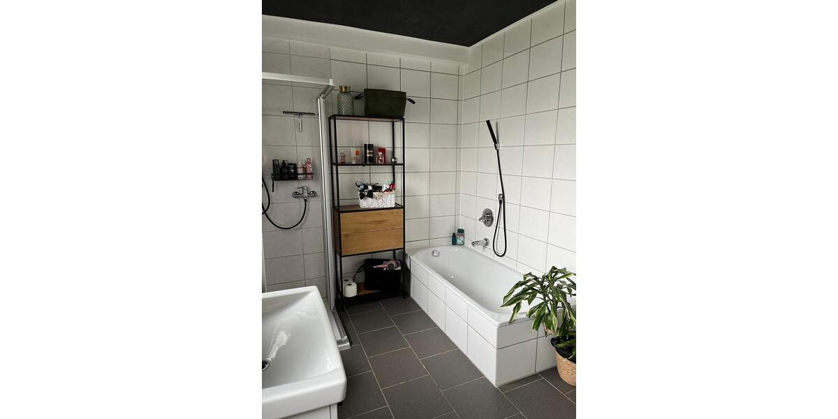 Wohnung zu vermieten 4 zimmer