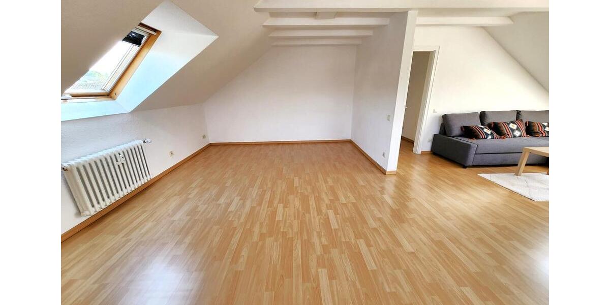 Dachgeschoßwohnung Wuppertal Dornap - 2.5 Zimmer, 57 m&sup2;, 550&euro; | Angebot:26574392