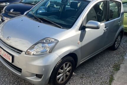 Daihatsu Sirion 145.000 km 2.600 &euro; Bochum 44795